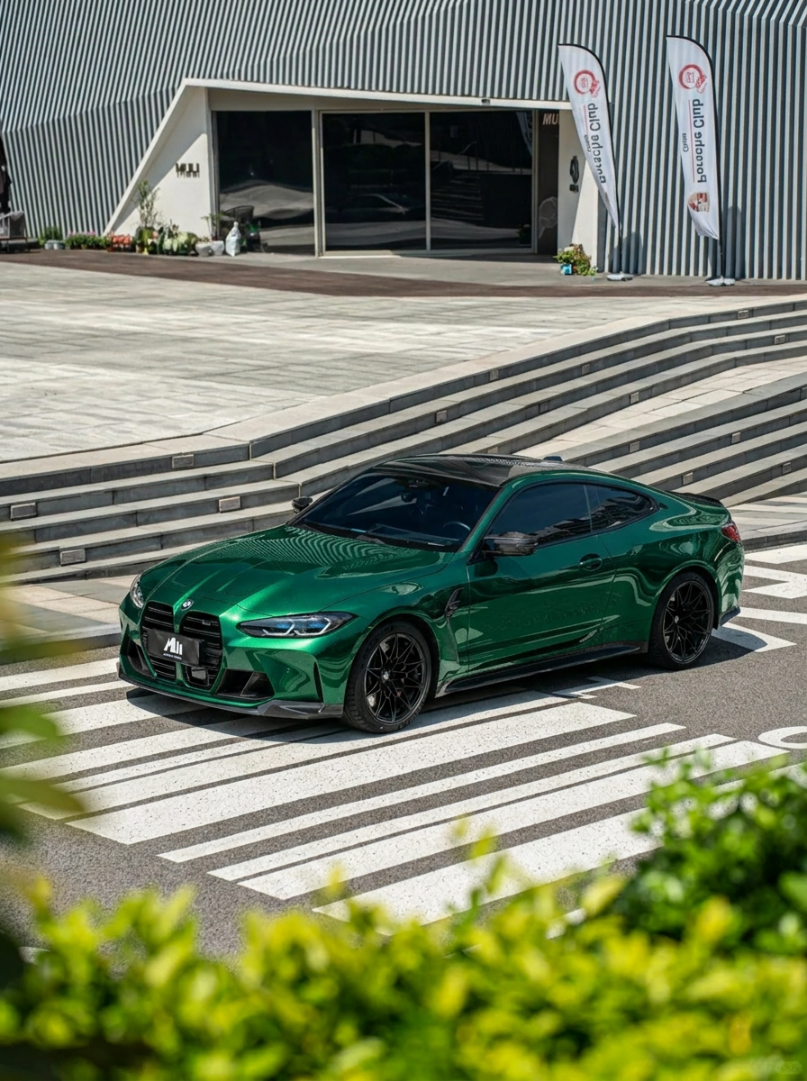 Gloss Metallic Onyx Green